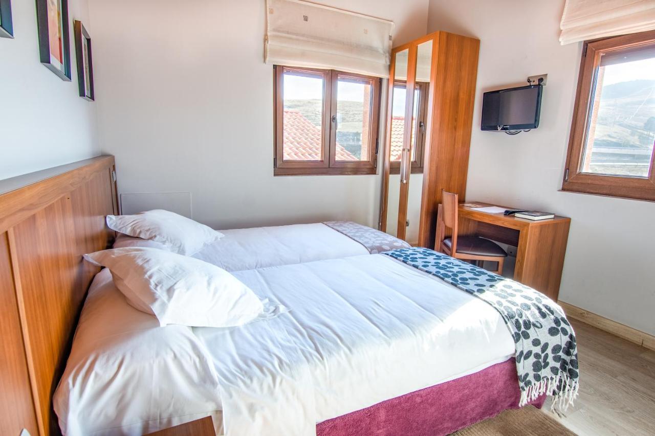 Hotel Reinosa Atalaya-La Vega Extérieur photo